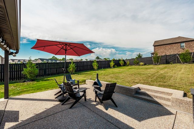 400 Quarry Rd, Gallatin, TN 37066