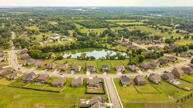 400 Quarry Rd, Gallatin, TN 37066