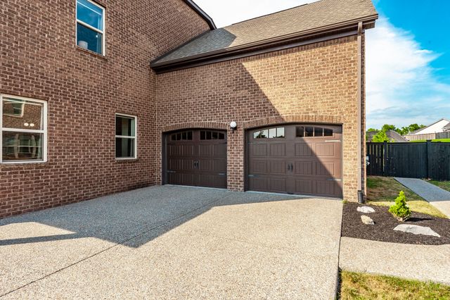 400 Quarry Rd, Gallatin, TN 37066