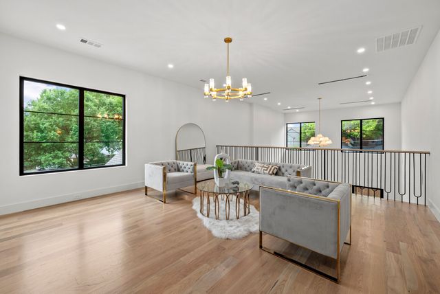 6739 Walnut Hill Lane, Dallas, TX 75230