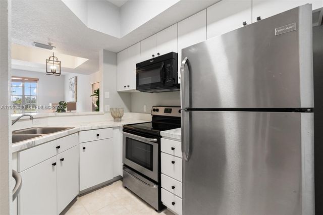 745 SW 148th Ave 804, Sunrise, FL 33325