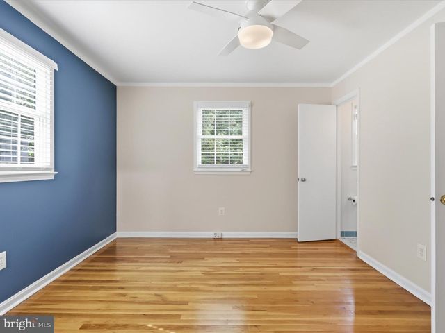 6800 SYDENSTRICKER RD, Springfield, VA 22152