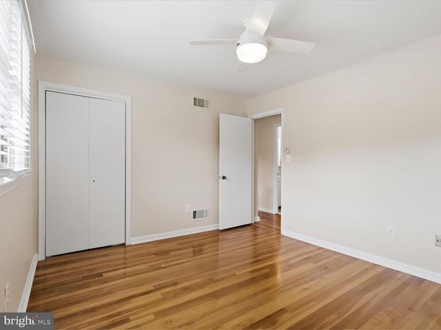 6800 SYDENSTRICKER RD, Springfield, VA 22152
