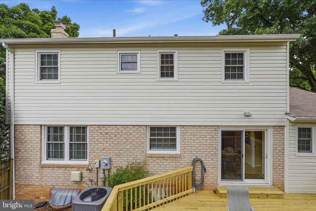 6800 SYDENSTRICKER RD, Springfield, VA 22152