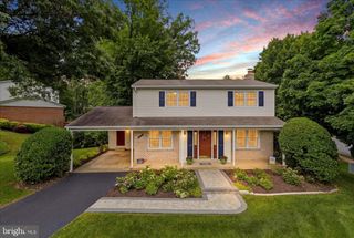 6800 SYDENSTRICKER RD, Springfield, VA 22152