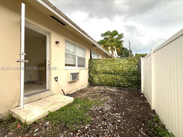1800 Miami Rd 2, Fort Lauderdale, FL 33316