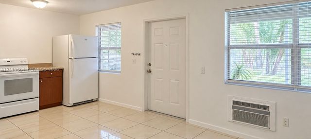 1800 Miami Rd 2, Fort Lauderdale, FL 33316