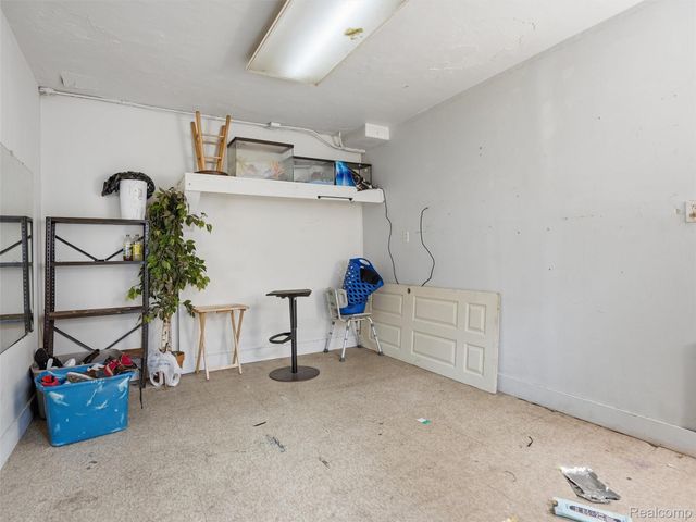 10320 Van Dyke Street, Detroit, MI 48234