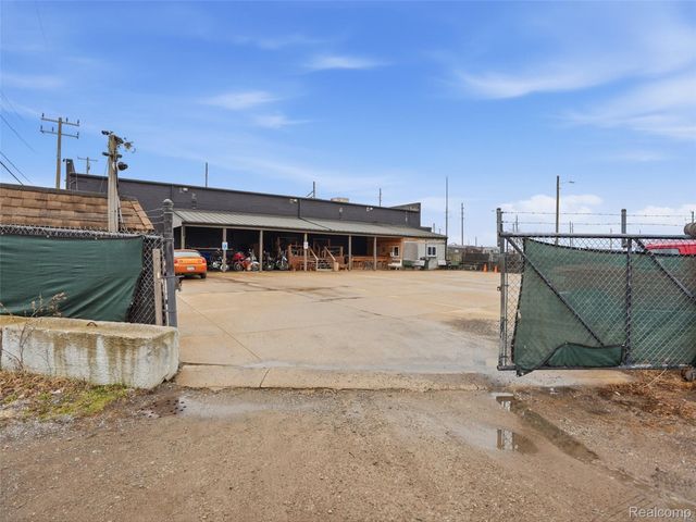 10320 Van Dyke Street, Detroit, MI 48234