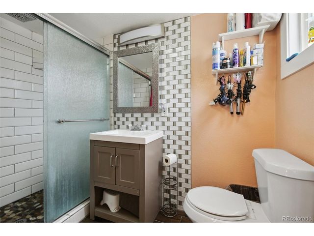 950 S Wolff St, Denver, CO 80219