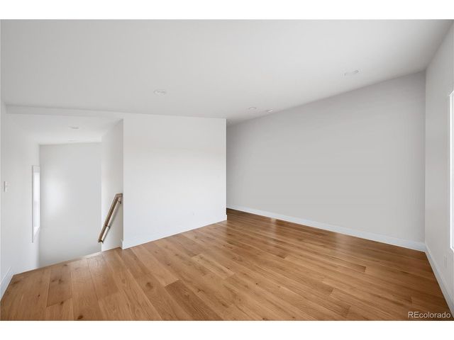 950 S Wolff St, Denver, CO 80219