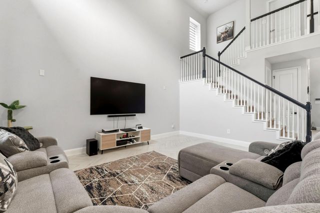 534 Black Bronco Rd, Magnolia, TX 77354