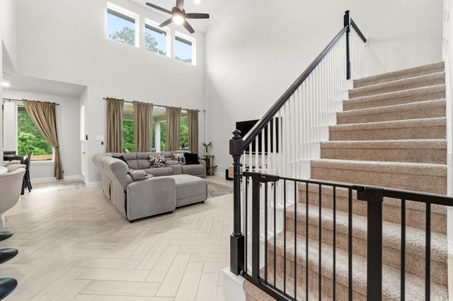 534 Black Bronco Rd, Magnolia, TX 77354