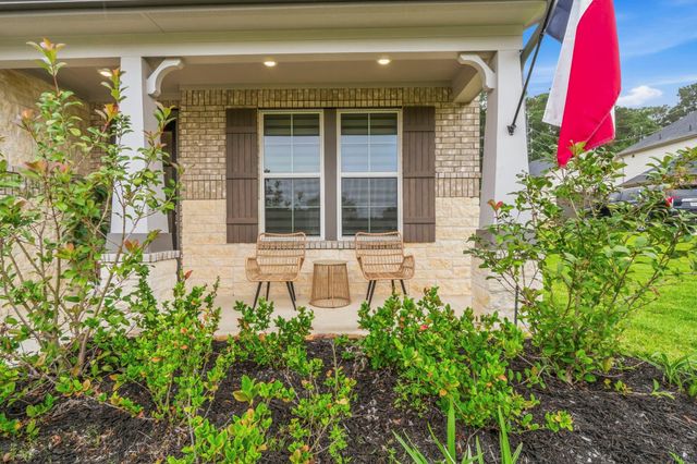 534 Black Bronco Rd, Magnolia, TX 77354
