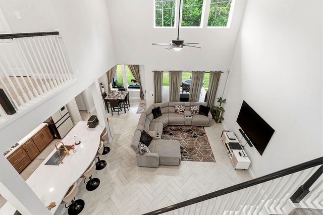 534 Black Bronco Rd, Magnolia, TX 77354