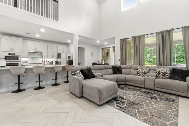 534 Black Bronco Rd, Magnolia, TX 77354