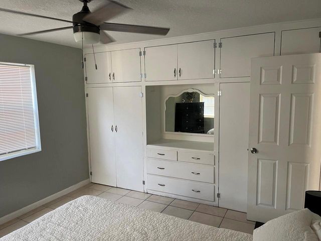 813 9th Avenue N B, Lake Worth Beach, FL 33460