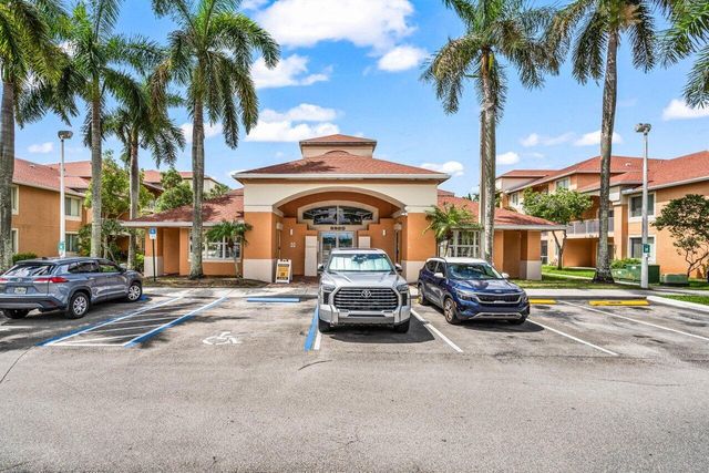 6900 SW 39th Street 101j, Davie, FL 33314