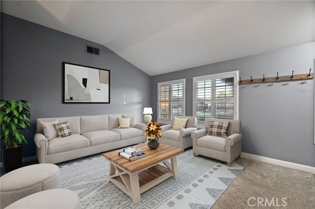 9804 Anaparno, Bakersfield, CA 93312