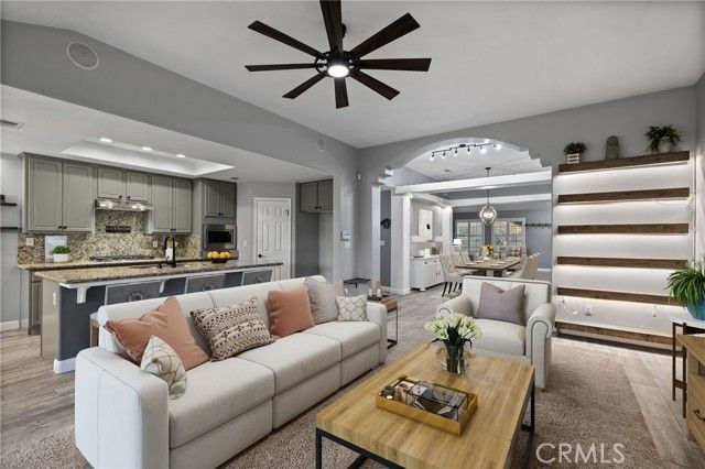 9804 Anaparno, Bakersfield, CA 93312