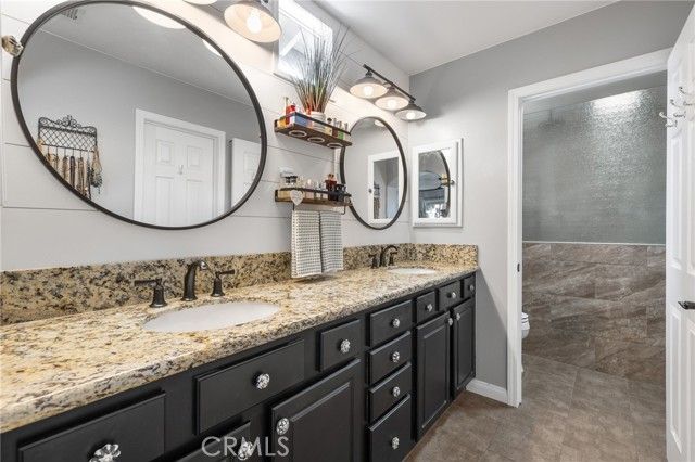 9804 Anaparno, Bakersfield, CA 93312