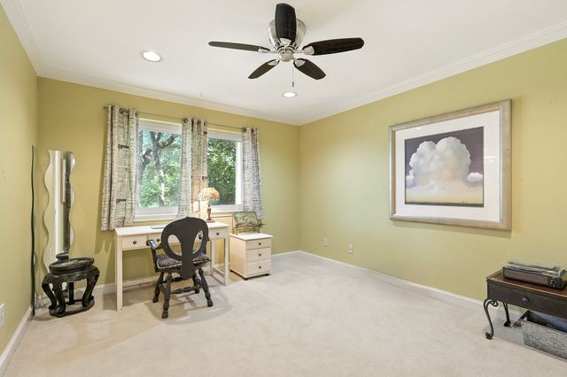 5902 Chimney Wood Circle, Fort Worth, TX 76112