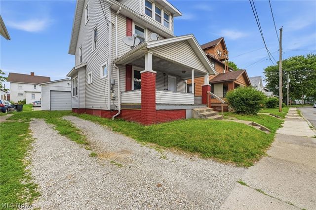 2911 Vera Place NW, Canton, OH 44708