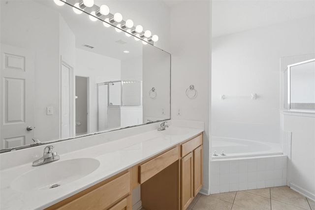115 AVENHAM DRIVE, Deland, FL 32724