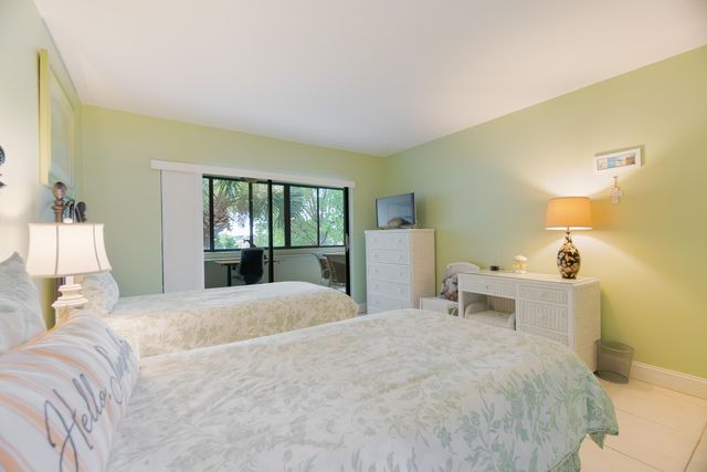12524 SHORELINE Drive 302, Wellington, FL 33414