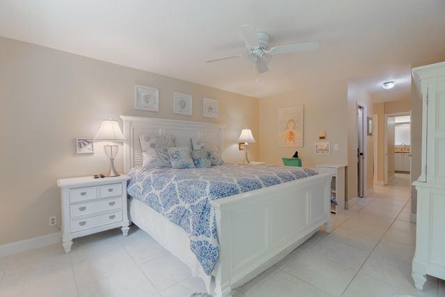 12524 SHORELINE Drive 302, Wellington, FL 33414