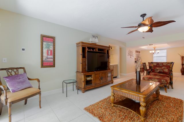 12524 SHORELINE Drive 302, Wellington, FL 33414