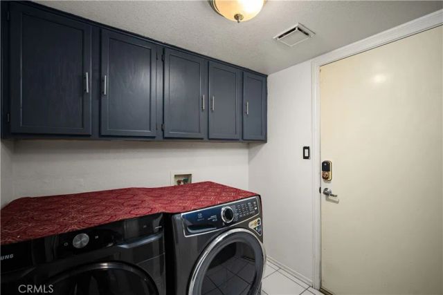 906 Devonshire, Bakersfield, CA 93312