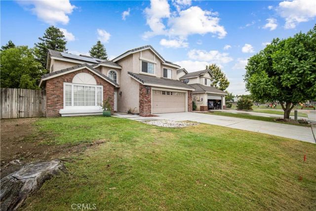 906 Devonshire, Bakersfield, CA 93312