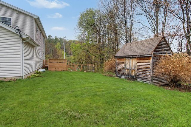 51 Meadow Brook Lane, Fletcher, VT 05444