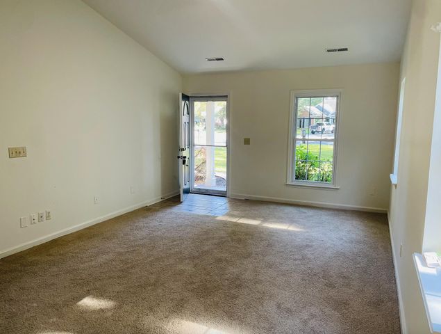 102 Welwyn Road, Summerville, SC 29485