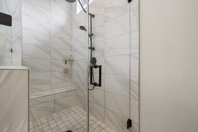 153 McNaughton DR, Liberty Hill, TX 78642