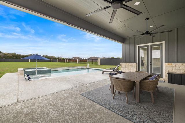 153 McNaughton DR, Liberty Hill, TX 78642