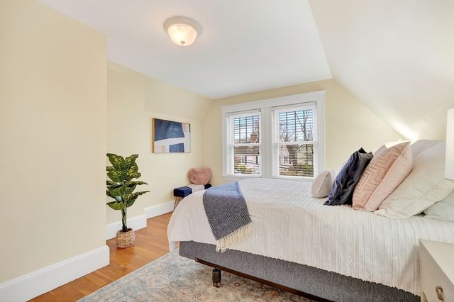 50 Cerdan Ave, Boston, MA 02132