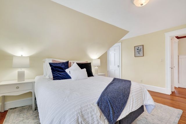 50 Cerdan Ave, Boston, MA 02132