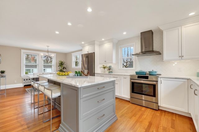 50 Cerdan Ave, Boston, MA 02132