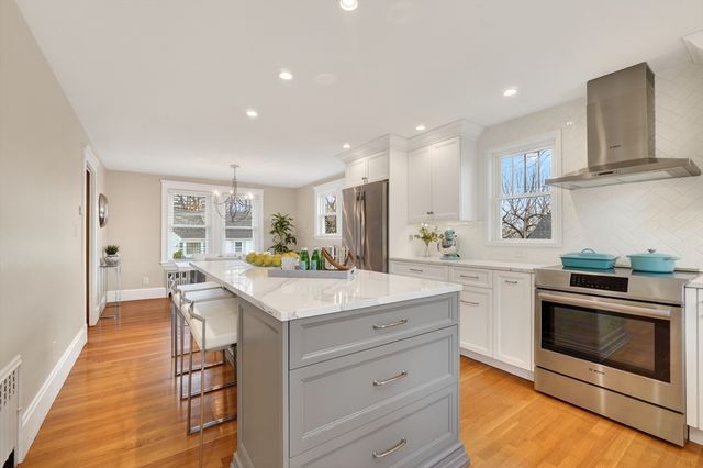 50 Cerdan Ave, Boston, MA 02132