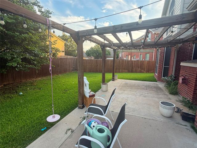2712 Thorncreek Lane, Fort Worth, TX 76177