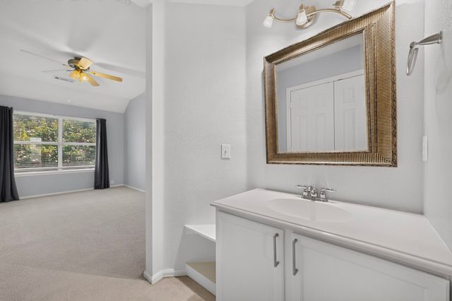 2712 Thorncreek Lane, Fort Worth, TX 76177