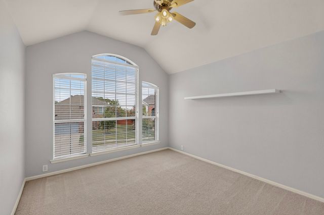 2712 Thorncreek Lane, Fort Worth, TX 76177