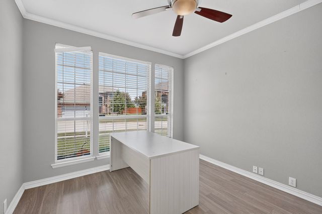 2712 Thorncreek Lane, Fort Worth, TX 76177