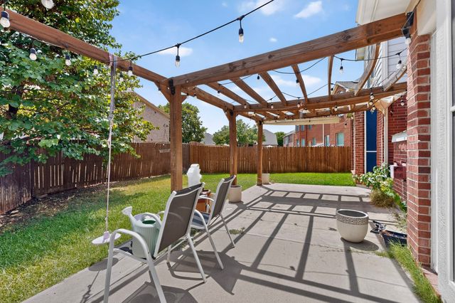 2712 Thorncreek Lane, Fort Worth, TX 76177