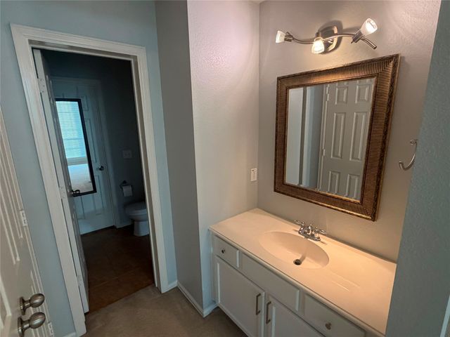 2712 Thorncreek Lane, Fort Worth, TX 76177