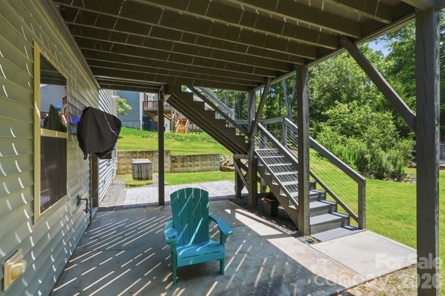 4870 Summerside Drive, Clover, SC 29710
