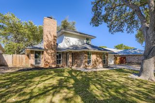 4121 Chestnut Street, Fort Worth, TX 76137