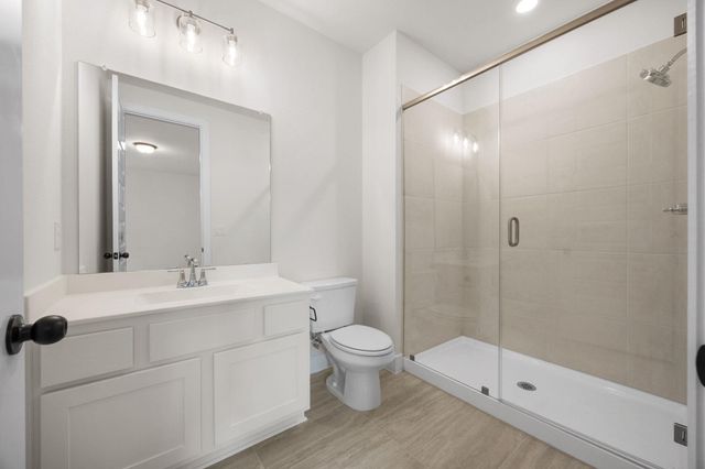 104 Montecilo DR, Liberty Hill, TX 78642